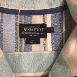 Pendleton zip up hoodie